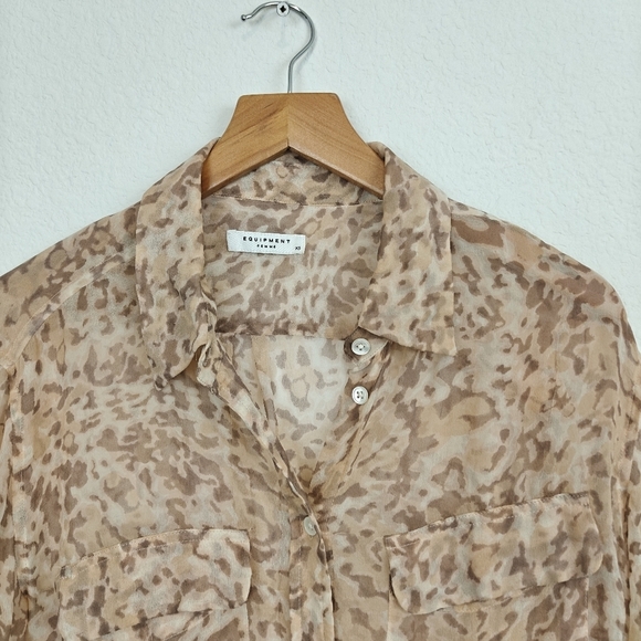 EQUIPMENT Femme Leopard Animal Print Sheer Chiffon Silk Button-Up Blouse XS - Picture 9 of 14